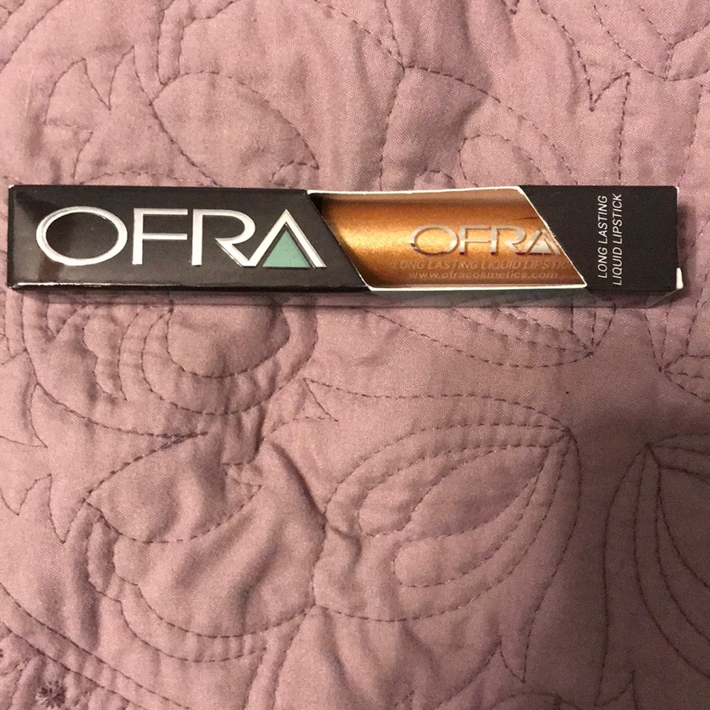 Ofra Fifth Ave Liquid Lipstick- Gold